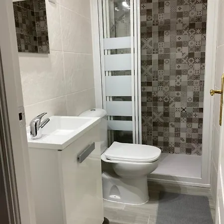 דירה Ground Floor Apartment- 2 Bedrooms - 450 Meters From The